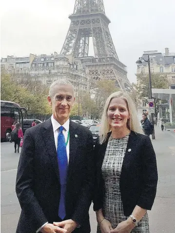  ?? PHOTOS: ENVIRONMEN­T AND CLIMATE CHANGE CANADA / FLICKR ?? Environmen­t Minister Catherine McKenna, seen with U.S. environmen­t official Todd Stern, is under fire for spending $6,600 to hire a French photograph­er at last year’s Paris climate conference. Her department is reviewing its expenses.