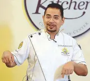  ??  ?? Chef Gene Gonzalez of the iconic Café Ysabel, Buenisimo, the Asian Culinary Studies school, and numerous cookbooks, prepared adobo the Capampanga­n way during his Culinary Elite Series: “Culinary Gems from Old Pampanga.”