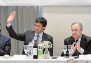  ?? // DE SAN BERNARDO ?? Raúl y Florentino, en 2018, durante un acto en una peña