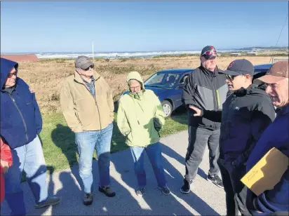  ?? CARLA ALLEN PHOTO ?? MLA Zach Churchill and Yarmouth municipal Coun. Patti Durkee met with residents on Oct. 16 to discuss efforts being made to determine the source of pollution affecting the river, harbour and beach.