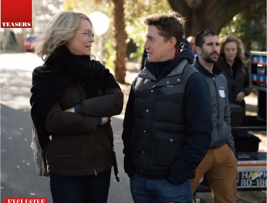  ??  ?? OLD TIMERS
Jamie Lee Curtis and David Gordon Green share a moment on the set of 2018’s Halloween (above); the Shape is again played by Nick Castle (below).