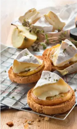  ??  ?? Below: Camembert appetisers