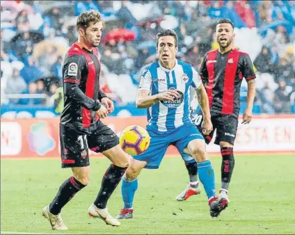  ?? FOTO: LOF ?? El Reus salió de vacío de Riazor El Dépor fue superior y aprovechó las ocasiones que tuvo ante un once catalán sin ‘punch'