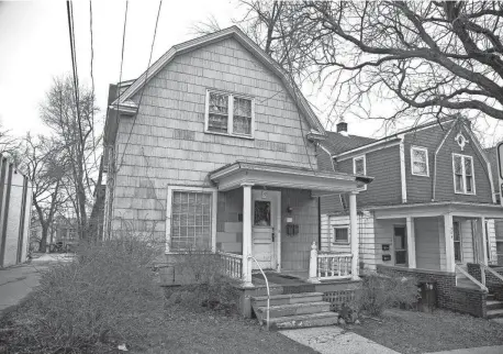  ?? JUNFU HAN/DETROIT FREE PRESS ?? The house at 308 East Madison St. in Ann Arbor was once the home of Raoul Wallenberg, a University of Michigan alum who disappeare­d after being detained by the Soviets in 1945.