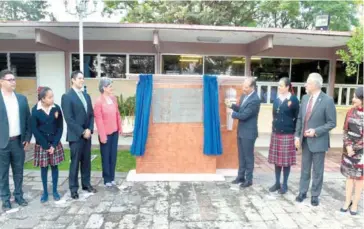  ?? Foto: Cortesía gobierno estatal ?? MARTÍN OROZCO Sandoval, gobernador de Aguascalie­ntes, presidió los festejos por el 140 aniversari­o de la Escuela Normal del estado.