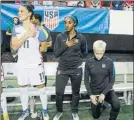  ?? FOTO: AP ?? Rapinoe, arrodilla contra el racismo