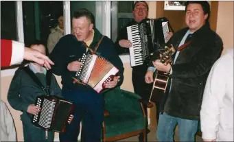  ?? Singing Jarvey Ger Healy and friends entertaini­ng residents at St Mary of the Angels. ??