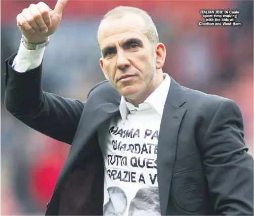  ??  ?? ITALIAN JOB: Di Canio spent time working
with the kids at Charlton and West Ham