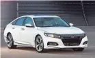  ??  ?? The 2018 Honda Accord will come in a hybrid version. HONDA