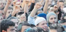  ?? FOTO: DPA ?? 10 300 radikalisl­amische Salafisten zählt der Verfassung­sschutz in Deutschlan­d.