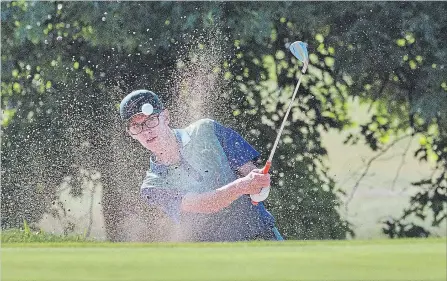  ?? BOB TYMCZYSZYN THE ST. CATHARINES STANDARD ?? Cian Burke from Niagara Falls during the Niagara District Junior Golf Tour stop at Rolling Meadows Wednesday in Niagara Falls.