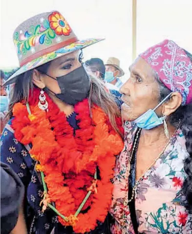  ?? CORTESÍA EVELYN SALGADO ?? llegó a la gubernatur­a después de que el INE sancionó a su padre
Evelyn Salgado