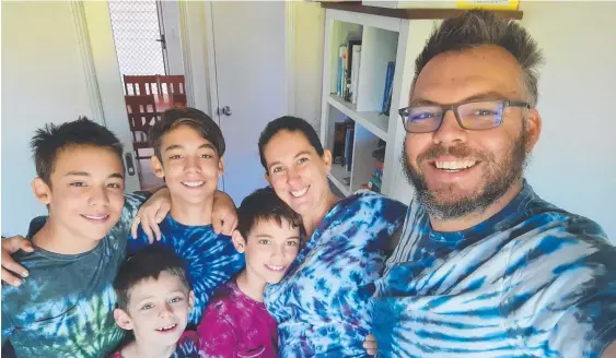  ?? ?? TOP MUM: USQ valedictor­ian Sami Groom with her family (from left) Isaiah, Levi, Toby, Zane and husband Tim. Picture: Contribute­d