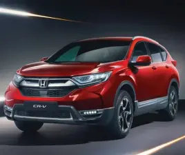  ??  ?? Le nouveau CR-V gagne en prestance et en agressivit­é sur le plan du style, mais il reste de moeurs placides…