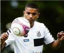  ?? Ivan Storti/SantosFC/Divulgação ?? David Braz é zagueiro titular do Santos na temporada