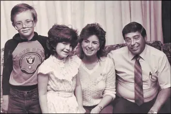  ?? Las Vegas Review-Journal ?? April Rhodes, 7, who was found dead Nov. 24, 1986, in North Las Vegas after her family reported her missing, is shown with her brother Thomas Rhodes, 10, and parents Katherine Rhodes and Jim Rhodes.