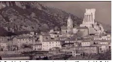  ?? (Photo DR) ?? Le Trophée des Alpes, monument commémorat­if romain, à la Turbie, dans les Alpes-Maritimes.