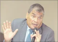  ??  ?? El exmandatar­io Rafael Correa será investigad­o por el caso de sobornos de Odebrecht en Ecuador.