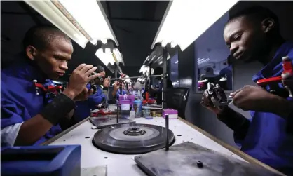  ??  ?? Employees prepare diamonds for polishing at the Shrenuj Botswana sightholde­r office in Gaborone, Botswana. Photograph: Bloomberg/ Getty Images