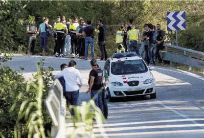  ?? LaPresse ?? Casuale Il luogo dove è stato ucciso Younes, il guidatore del van utilizzato per la strage sulla Rambla