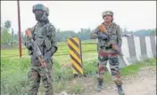  ?? ANI ?? ■
Army jawans stand guard near the encounter site in Kulgam district of south Kashmir on Saturday.