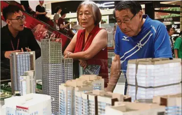  ??  ?? Slow market: Visitors at a property event. The developmen­t of UPESM was prompted by concerns over the steep rise in completed but unsold housing in 2016 totalling 14,792 units and 24,738 units in 2017.