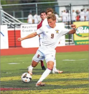  ?? MICHAEL REEVES — FOR DIGITAL FIRST MEDIA ?? Avon Grove’s Ben James controls the ball during Thursday’s game against Henderson.