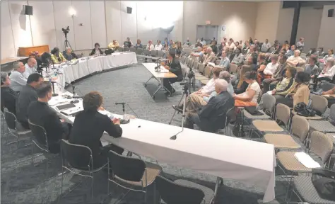  ?? TIM COOK/THE DAY ?? The New London Board of Education holds its regular meeting in the New London Science and Technology Magnet School Thursday in New London.