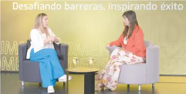  ?? ?? Victoria Fernández Acuña, Marketing Head Argentina de Arcos Dorados, y Florencia Lendoiro (El Cronista)