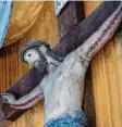  ?? Foto: Marcus Merk ?? Die bekannte Jesusfigur in der Wall‰ fahrtskirc­he in Biberbach ist mehr als zwei Meter groß.