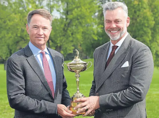  ?? Picture: Getty. ?? Captains Davis Love III and Darren Clarke with the Ryder Cup at Hazeltine National, venue for this week’s matches.