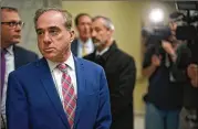  ?? ALEX WONG / GETTY IMAGES ?? Secretary of Veterans Affairs David Shulkin has said publicly that high-level political appointees installed by the White House are scheming to oust him over personalit­y and policy difference­s.
