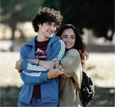  ?? Divulgação ?? Gabriel Leone e Alice Braga dão vida a ‘Eduardo e Mônica’