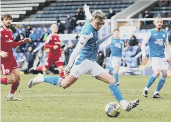  ??  ?? Sammie Szmodics should be back to play for Posh against Northampto­n. Photo: Joe Dent/theposh.com.