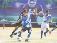  ??  ?? La jauría azul goleó 5-0 al Atlético Allende y suma seis partidos consecutiv­os sin tropiezo.