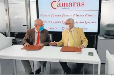  ?? M. G. ?? Firma del convenio entre Cámaras de Andalucía y Fomento.