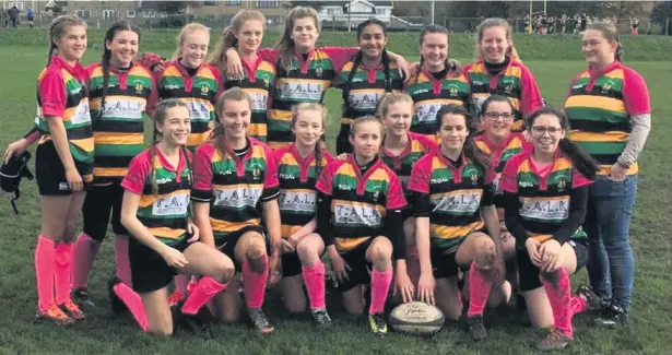  ??  ?? Littleboro­ugh under 15s girls enjoyed a successful campaign