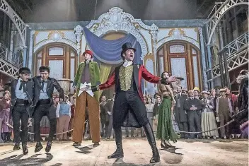  ?? FOTO: TWENTIETH CENTURY FOX ?? Das Hollywood-Musical „Greatest Showman“ist als Premiere zu Silvester im Kino zu sehen.