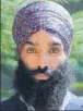  ?? COURTESY TRENDYSING­H.COM ?? Gurratan Singh models a floral pattern turban.