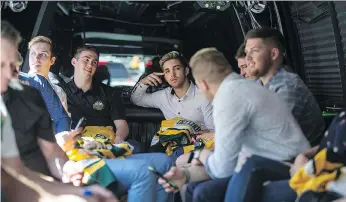  ?? LIAM RICHARDS ?? Surviving members of the Humboldt Broncos travel back to their hotels in Las Vegas on Tuesday after a spin in the NHL spotlight as guests of the league.