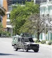  ?? PHOTO AFP ?? La police dans les rues de Port-au-prince, qui est secoué par la violence des gangs.
