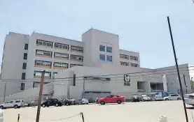  ?? / ARCHIVO EL SOL DE PUEBLA ?? Algunos empleados del hospital La Margarita migrarán hacia Cuautlanci­ngo