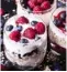  ??  ?? Yogurt, Oats & Berries Small carton of natural, full fat