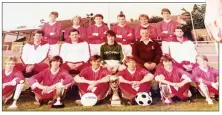  ??  ?? BEGINNINGS: Rob Lee, second right bottom row, at Hornchurch