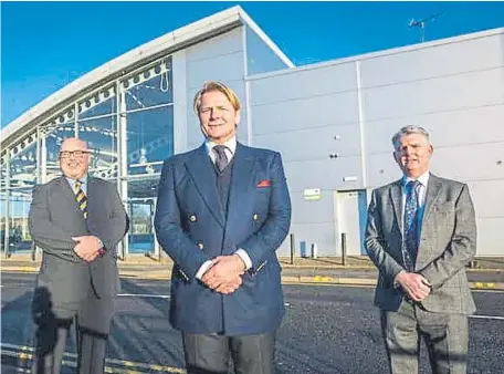  ?? ?? Cllr Graeme Miller, Chester King, chief executive officer at BEA, and Patrick Melia at the site of the new campus. Below, West Sunniside.