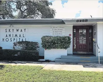  ?? MARTHA ANNE MERRILL SUPPLIED ?? In a case of mistaken identity, Skyway Animal Hospital in Florida has been facing online backlash from people upset over the actions of a St. Catharines veterinari­an who owns a clinic of the same name.