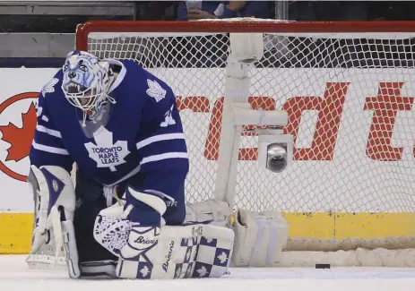  ?? STEVE RUSSELL/TORONTO STAR ?? Garret Sparks looks to see how the puck got past him after Detroit opens the scoring in a 3-2 victory Saturday. Sparks has struggled the past few weeks.