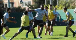  ?? (Photo Laurent Martinat) ?? Sous pression, les Toulonnais vont devoir élever leur niveau face à des Brivistes sûrs de leur force.