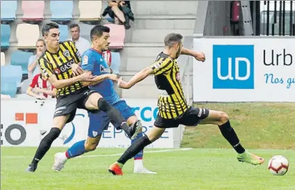  ?? FOTO: MIREYA LÓPEZ ?? Gran golpeo Berchiche se mostró resolutivo en ataque a balón parado, con el pase de gol a Yeray tras un saque de córner