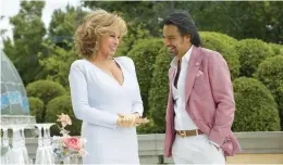  ?? PANTELION FILMS ?? Raquel Welch and Eugenio Derbez star in 2017’s “How To Be a Latin Lover,” which was Welch’s final film.